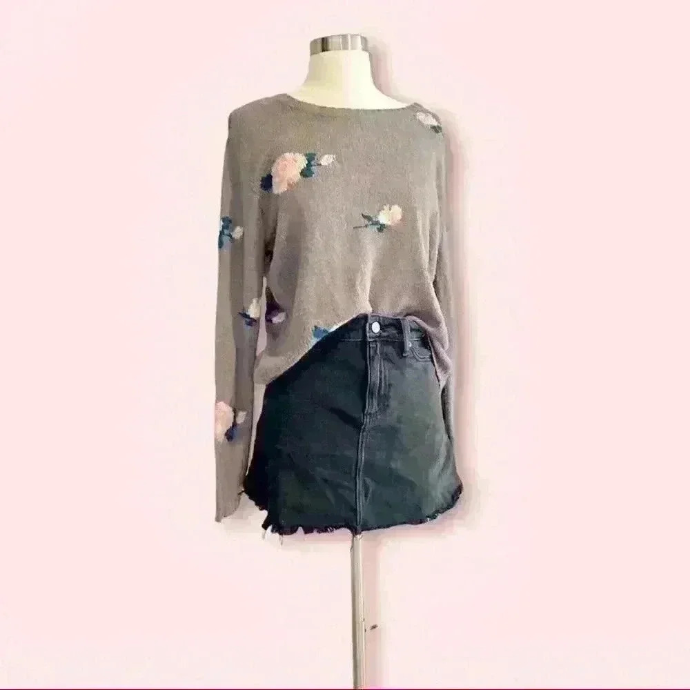 Floral Knit Crew Neck Pullover Sweater